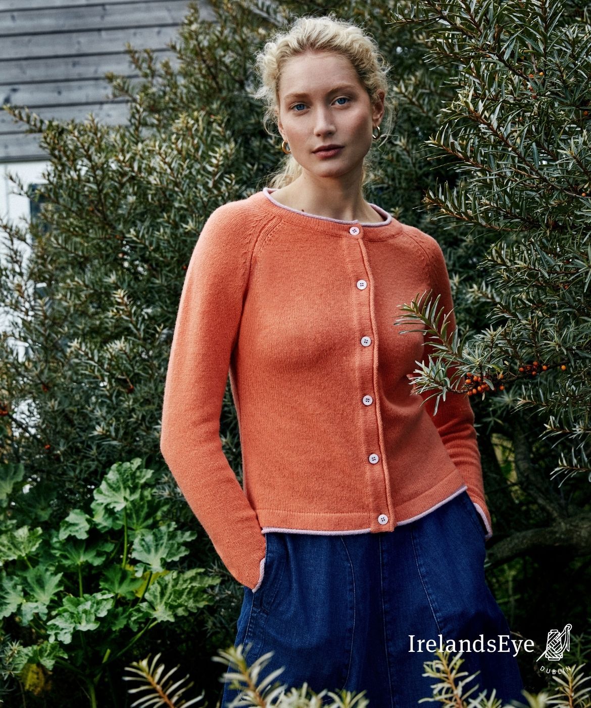 Irelands Eye Killiney Cardigan Coral – The Dingle Woollen Company