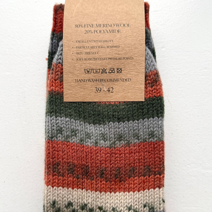 🧦 100% Merino Wool Striped Socks

Add a pop of colour and warmth to your wardrobe with our striped, multi-coloured Merino wool socks. Crafted from 100% pure Merino wool, these socks are luxuriously soft, breathable, and naturally temperature-regulating — keeping your feet cosy in winter and cool in summer. 🌦️

Perfect for everyday wear, outdoor adventures, or as a thoughtful gift from Dingle, these socks bring together comfort, sustainability, and timeless Irish charm. 🇮🇪✨