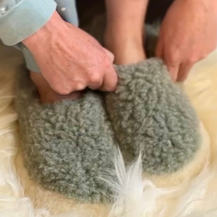 Wool Slippers - Green