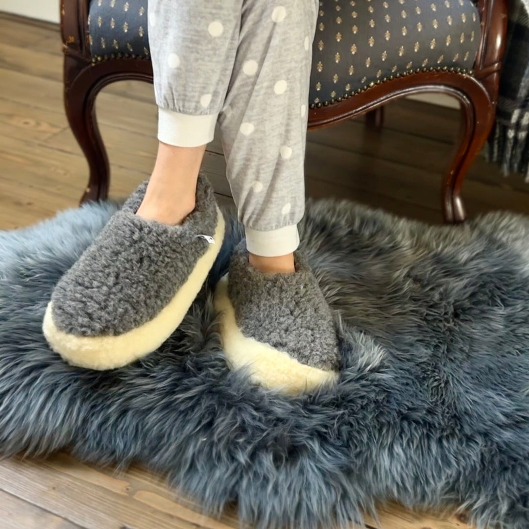 Pure Wool Slippers – Handcrafted in Ireland 🇮🇪✨

Material: 100% Siberian Wool
Unisex Design: Yoko Wool

Step into Luxury:
Slip into ultimate comfort with our handcrafted wool slippers. Made from luxurious Siberian wool, these slippers are soft, warm, and naturally insulating, perfect for keeping your feet cozy indoors 🧦❄️.

Why You&