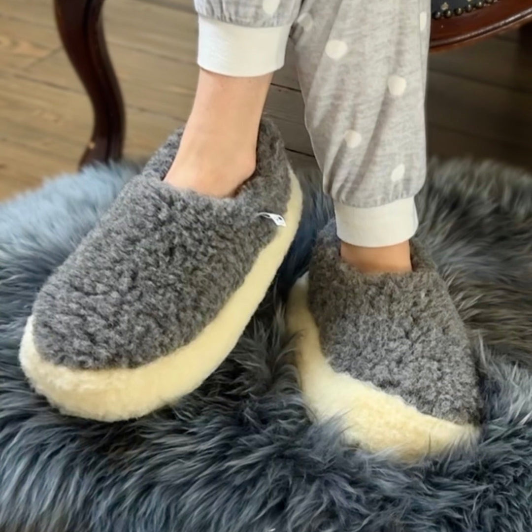 Pure Wool Slippers – Handcrafted in Ireland 🇮🇪✨

Material: 100% Siberian Wool
Unisex Design: Yoko Wool

Step into Luxury:
Slip into ultimate comfort with our handcrafted wool slippers. Made from luxurious Siberian wool, these slippers are soft, warm, and naturally insulating, perfect for keeping your feet cozy indoors 🧦❄️.

Why You&