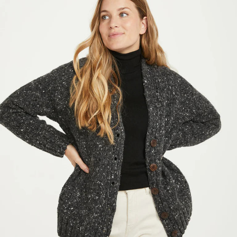 🌿 Bonny Glen Tweed Cardigan: Timeless Craftsmanship, Modern Flair 🧶

Embrace the charm of Irish heritage with the Bonny Glen Tweed Cardigan, a perfect blend of classic Aran knitwear and contemporary design.

🌟 Key Features You’ll Love:
🧵 Premium Material: Crafted from 100% Donegal Tweed, celebrated for its warmth, durability, and timeless charm.
🪡 Elegant Design: Features five expertly finished buttons and practical side pockets that marry functionality with style.