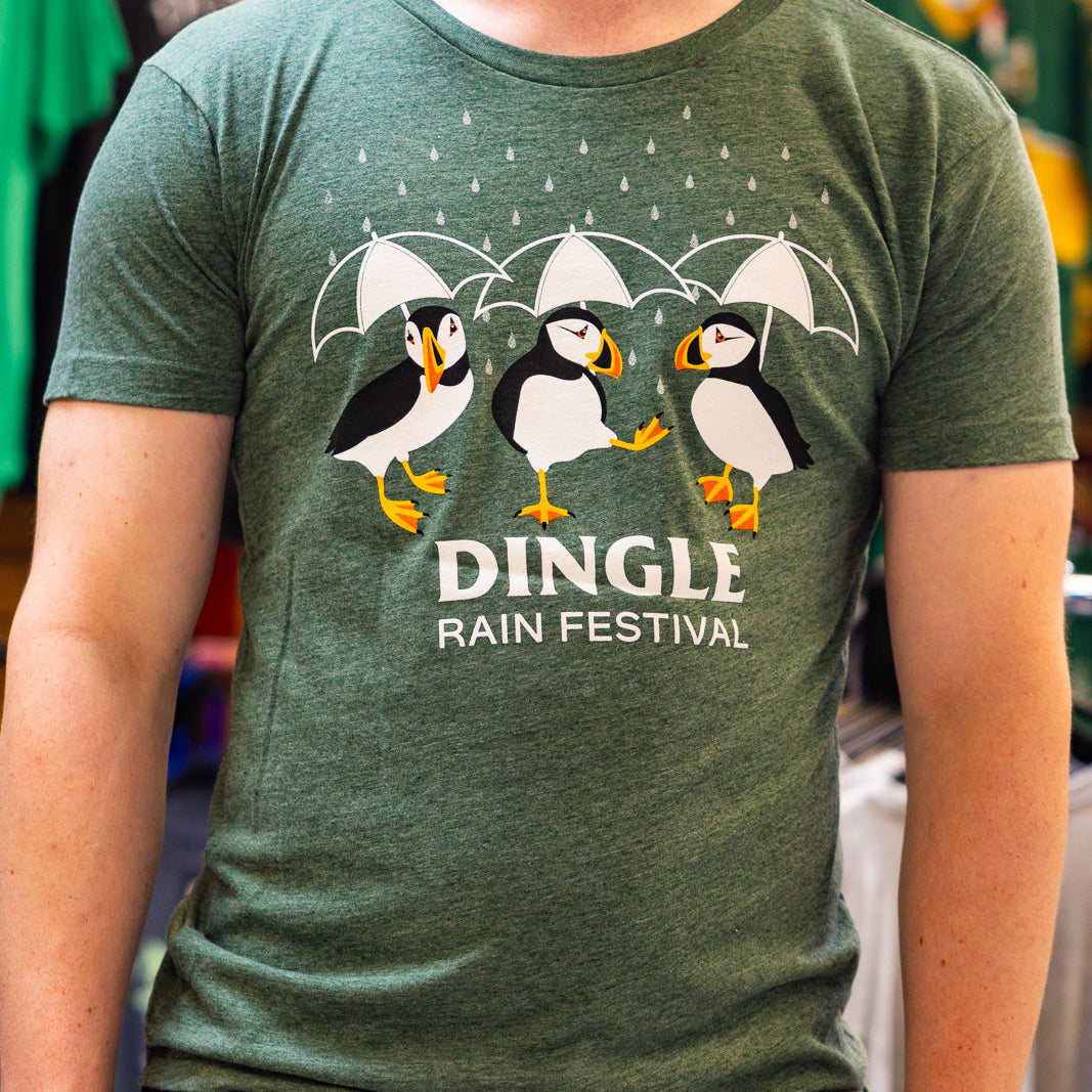Dingle Rain Festival T-Shirt 🌧️☘️ – Fun, Quirky, and Full of Irish Charm!

Celebrate Irish weather with a laugh! This playful tee features puffins enjoying the "festival" – a nod to Dingle&