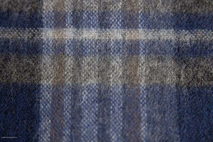🧣 The Skellig Rock Scarf – 100% Lambswool Luxury

