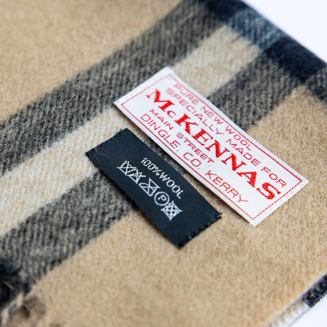 100% Lambswool Scarves – Luxury, Warmth &amp; Timeless Style


