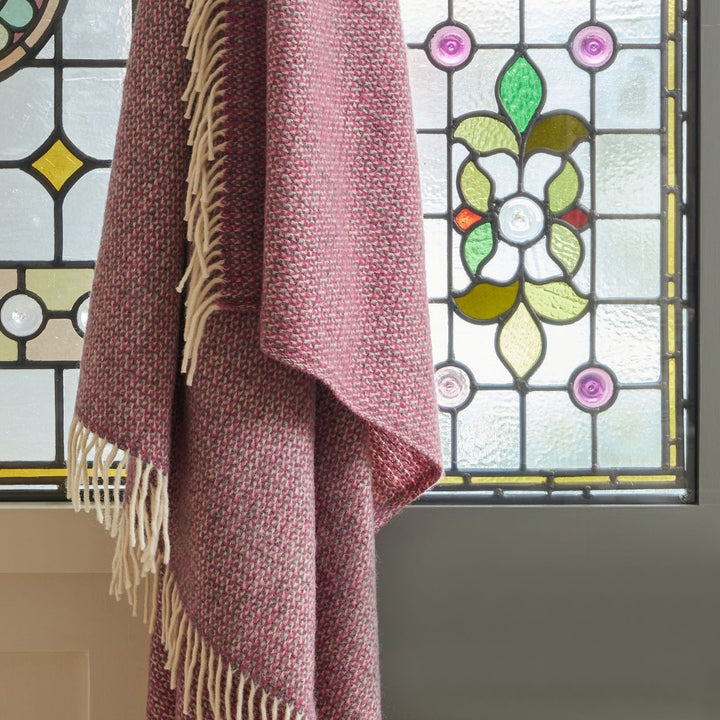100% Wool Blankets &amp; Throws - Illusion Pink/Grey