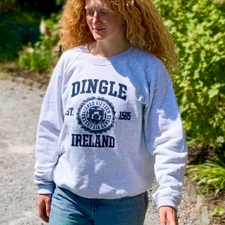 🧥 Embrace the Spirit of Dingle with Our Cozy Sweatshirt 🌊☘️

Introducing our Dingle Cotton Mix Sweatshirt, a perfect blend of comfort, style, and Irish charm! Inspired by the vibrant essence of Dingle, Ireland, this sweatshirt captures the heart of the Wild Atlantic Way in every stitch.

🌟 Features You’ll Love:
🛋️ Effortless Comfort: Crafted from a premium cotton-polyester blend, offering softness and breathability for all-day wear.
