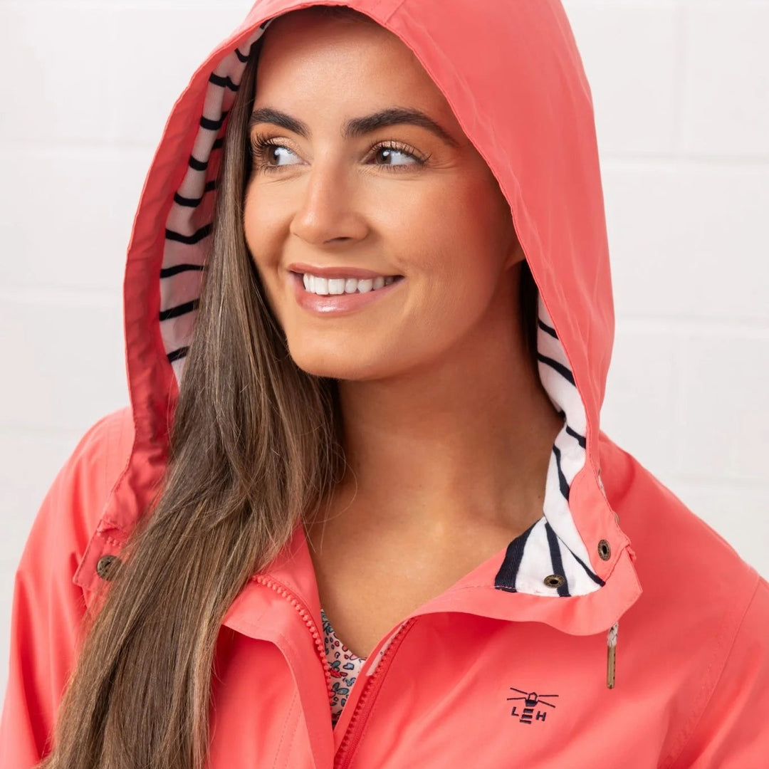 A timeless lighthouse favourite, this 3/4 length waterproof jacket has been reimagined with a robust outer fabric and carefully considered design updates. All the way from the Dinlge Woollen Company.