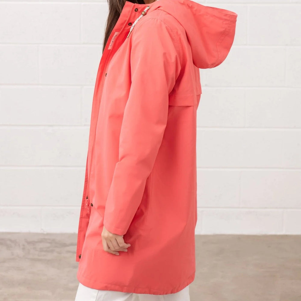 A timeless lighthouse favourite, this 3/4 length waterproof jacket has been reimagined with a robust outer fabric and carefully considered design updates. All the way from the Dinlge Woollen Company.