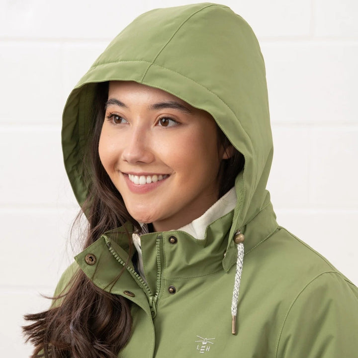 A timeless lighthouse favourite, this 3/4 length waterproof jacket has been reimagined with a robust outer fabric and carefully considered design updates. All the way from the Dinlge Woollen Company.
