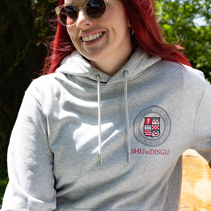 Official Sacred Heart University Dingle Apparel – Sustainable Style with Purpose 🌍🎓

Celebrate your connection to Sacred Heart University Dingle with our exclusive collection of sweatshirts, hoodies, t-shirts, and beanies. Designed to evoke pride and belonging, each piece reflects the university&