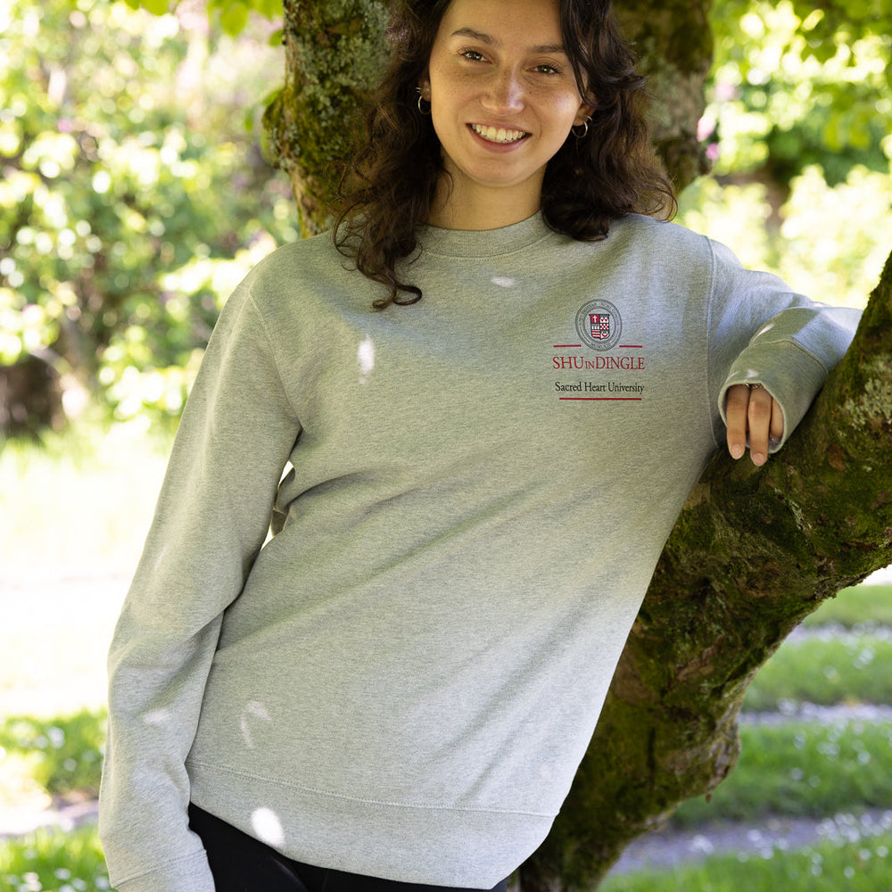 🔥 Sacred Heart University Dingle Sweatshirt – Sustainable & Ethically Made 🌍

Show your Sacred Heart University Dingle pride in style with this premium sustainable sweatshirt! Designed for comfort, durability, and eco-consciousness, this ethically crafted sweatshirt is perfect for students, alumni, and supporters.