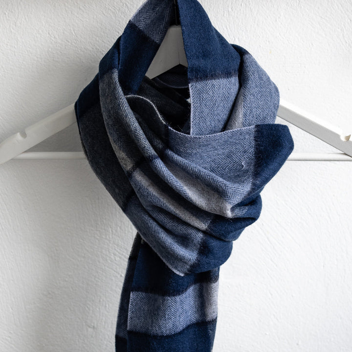 🧣 The Dingle Scarf – 100% Lambswool Luxury

Nestled on the breathtaking Dingle Peninsula, Dingle Town is famous for its vibrant streets, rich Irish heritage, and stunning coastal landscapes. Inspired by this magical place, The Dingle Scarf captures the warmth, tradition, and timeless style of Ireland.

Finely woven from 100% premium lambswool, this scarf is ultra-soft, lightweight, and naturally insulating, making it the perfect accessory for all seasons. Whether you&