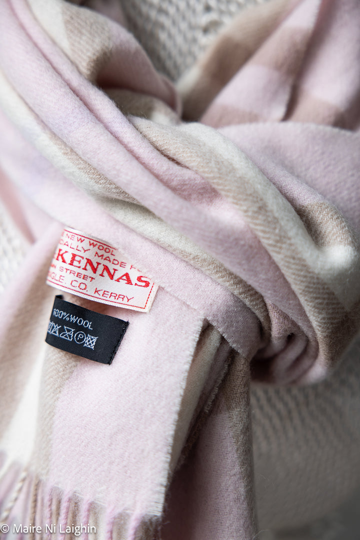 Coumeenoole - 100% Lambswool Scarves