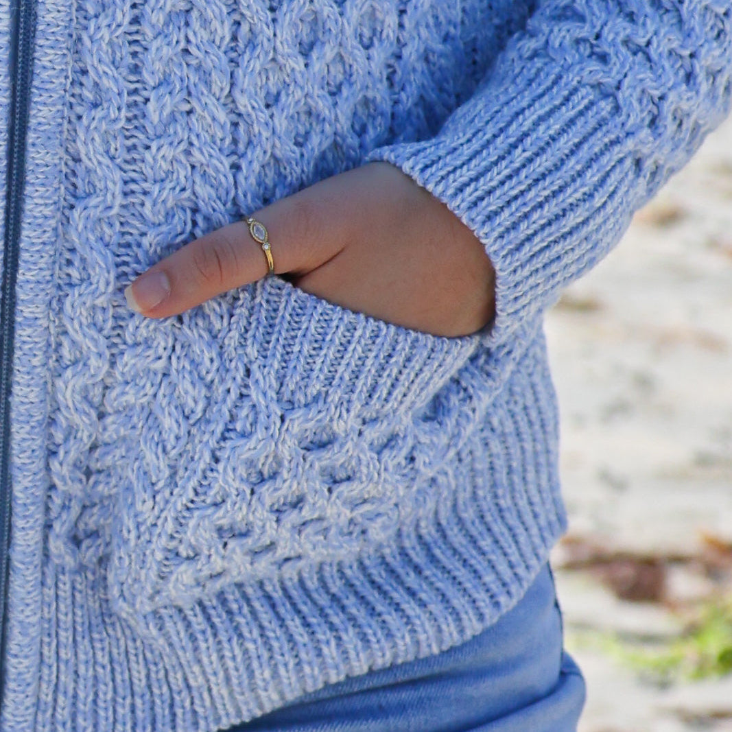 Our Traditional Ladies Aran Full-Zip Cardigan combines timeless Irish heritage with everyday comfort and style ☘️🧶 Crafted from luxuriously soft 100% Merino wool, this beautifully designed cardigan offers warmth, breathability, and effortless elegance for every season.