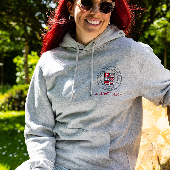 Official Sacred Heart University Dingle Apparel – Sustainable Style with Purpose 🌍🎓

Celebrate your connection to Sacred Heart University Dingle with our exclusive collection of sweatshirts, hoodies, t-shirts, and beanies. Designed to evoke pride and belonging, each piece reflects the university&