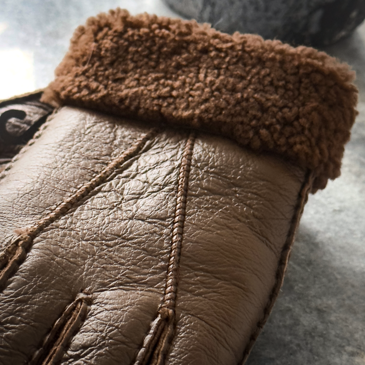 100% Sheepskin Gloves – Luxury, Warmth &amp; Timeless Style

Elevate your winter wardrobe with our 100% sheepskin gloves, expertly crafted for ultimate warmth, comfort, and style. Made from premium sheepskin leather, these gloves are the perfect blend of luxury and practicality, offering unparalleled softness and durability.



🧤 Key Features for Warmth &amp;amp; Elegance:

Premium Sheepskin Leather: Soft, durable, and designed for long-lasting use.

