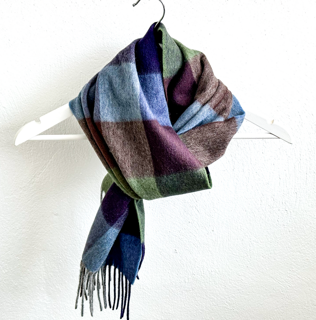 100% Lambswool Scarves – Luxury, Warmth &amp; Timeless Style

Discover the epitome of warmth and luxury with our 100% Lambswool Scarves, available exclusively at The Dingle Woollen Company and McKenna&