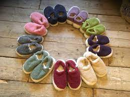 Pure Wool Slippers – Handcrafted in Ireland 🇮🇪✨

Material: 100% Siberian Wool
Unisex Design: Yoko Wool

Step into Luxury:
Slip into ultimate comfort with our handcrafted wool slippers. Made from luxurious Siberian wool, these slippers are soft, warm, and naturally insulating, perfect for keeping your feet cozy indoors 🧦❄️.

Why You&